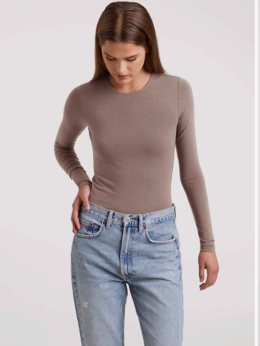 NUUDS LONG SLEEVE CREWNECK BODYSUIT IN MOCHA (brown) SIZE MEDIUM